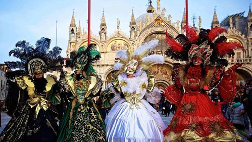 威尼斯狂欢节是夏天吗（威尼斯狂欢节是哪个国家的节日?）